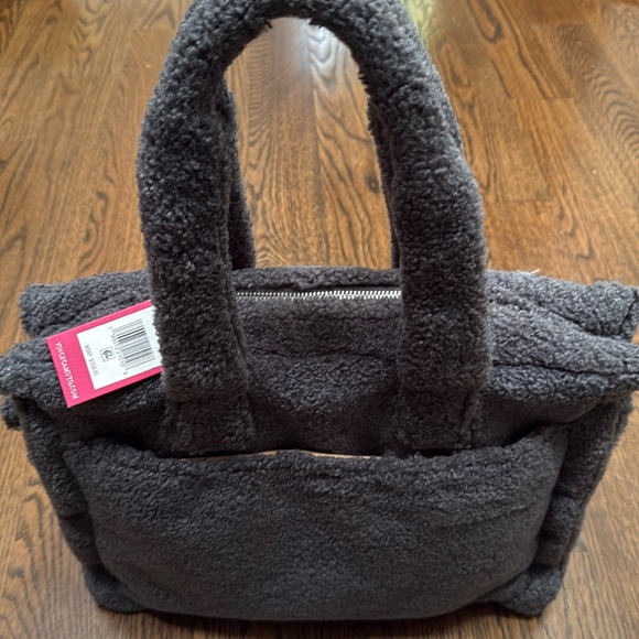NWT Vince Camuto Fur Gray Bag 14x16 - Picture 3 of 16